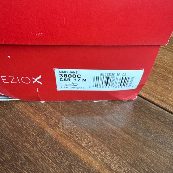 Capezio Mary Jane Tap shoes size 12 - Picture 3 of 5